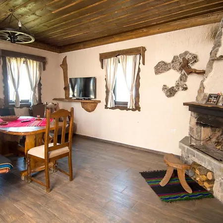 Complex Starite Kashti Guest house