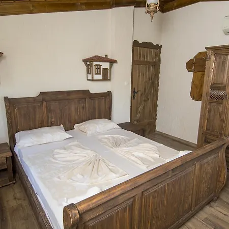 Complex Starite Kashti Guest house