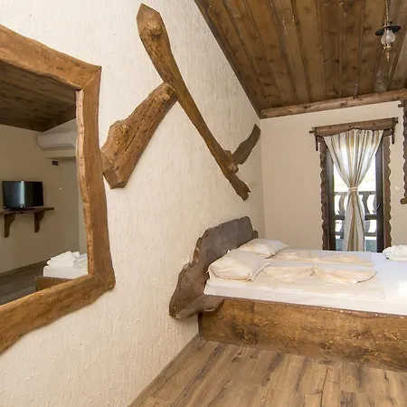 Complex Starite Kashti Guest house