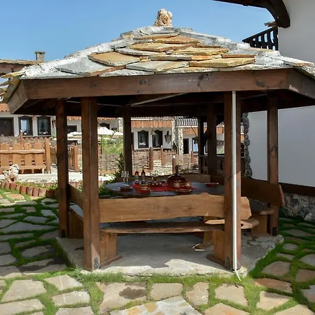 게스트하우스 Complex Starite Kashti 4*