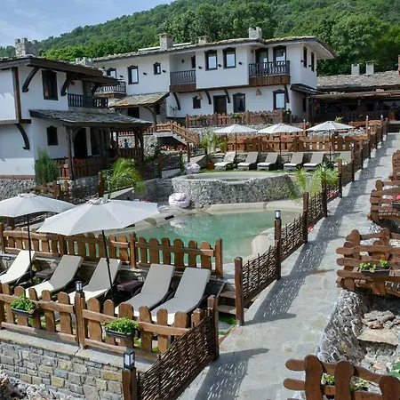 Complex Starite Kashti Medovo