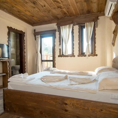 게스트하우스 Complex Starite Kashti 4*